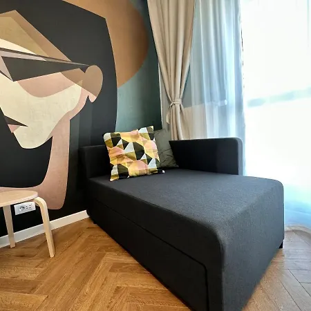 Apartment 21